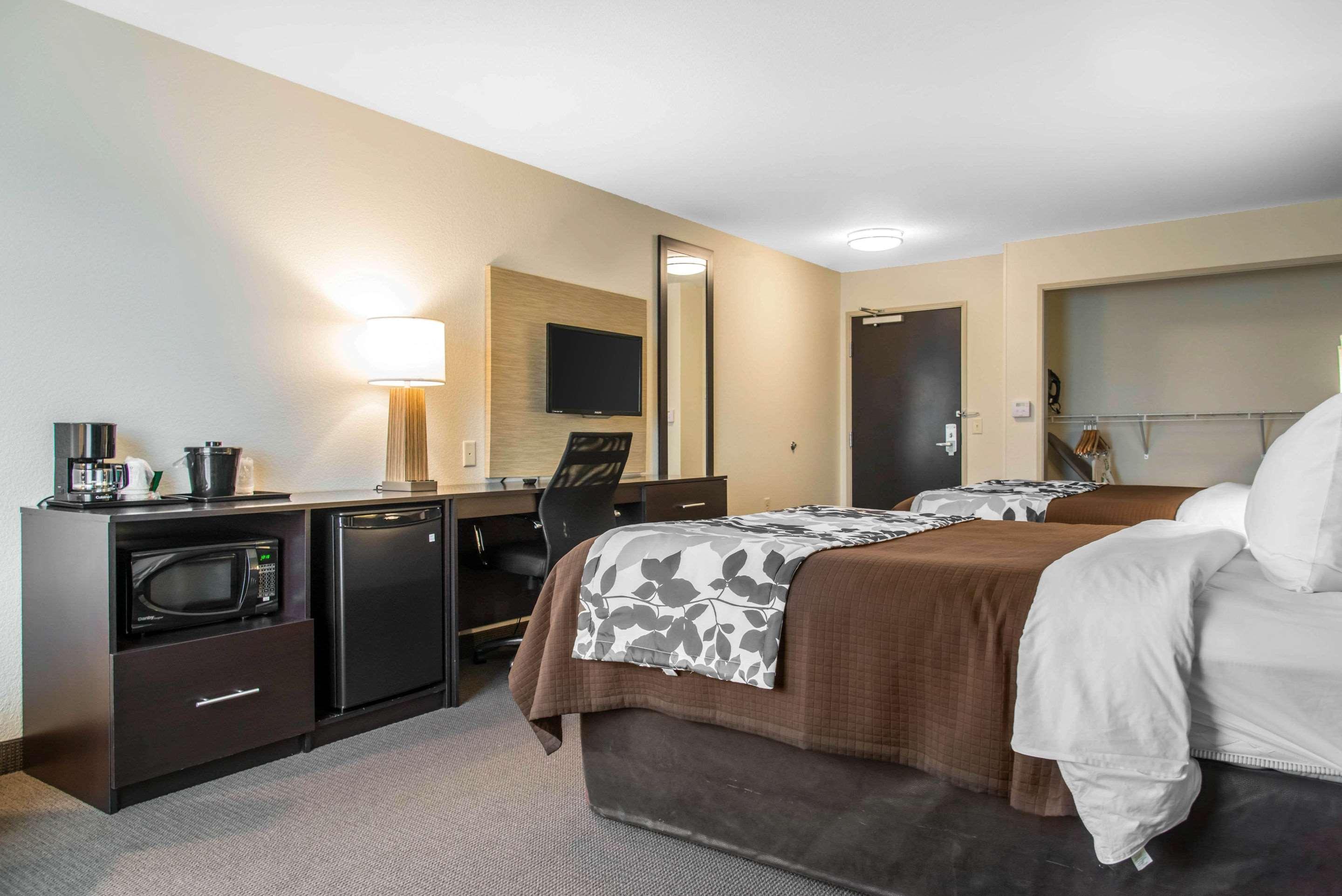 Sleep Inn & Suites Marshall - University Area Eksteriør billede